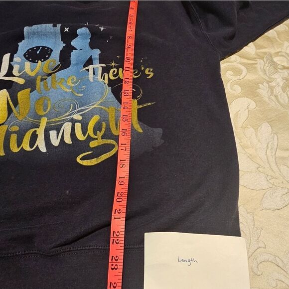 Women's Disney Cinderella Sweatshirt Size M - Picture 2 of 6